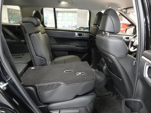 Used 2025 Hyundai Santa Fe SEL AWD/4WD image 34