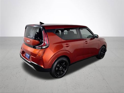 Used 2023 Kia Soul LX FWD image 6