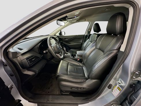 Used 2025 Subaru Outback Premium image 13