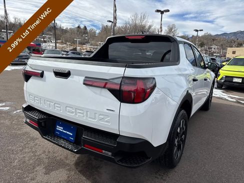 Used 2025 Hyundai Santa Cruz SE image 17