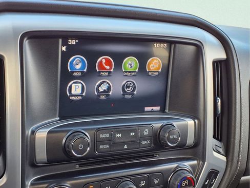 Used 2015 GMC Sierra 1500 SLE w/ SLE Value Package image 8