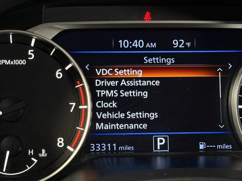 Used 2025 Nissan Altima 2.5 SV FWD image 14