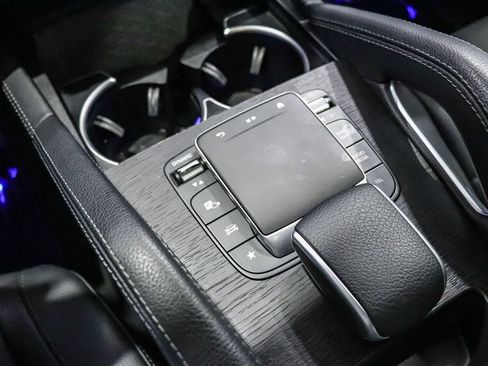 Used 2024 Mercedes-Benz GLE 350 4MATIC image 23