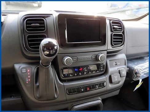 New 2026 RAM ProMaster 2500 w/ Convenience Group image 14