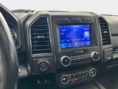 Used 2021 Ford Expedition Limited AWD/4WD image 17