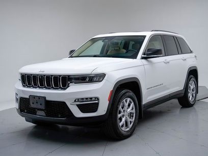 Used 2022 Jeep Grand Cherokee Limited w/ Luxury Tech Group II