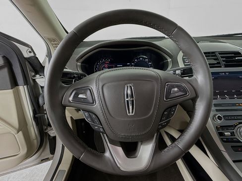 Used 2019 Lincoln MKZ Reserve w/ Reserve Plus Package image 11