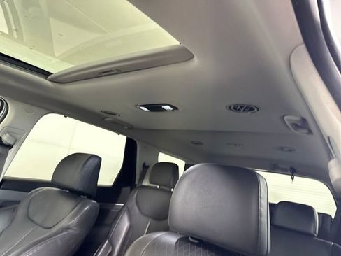 Used 2022 Hyundai Palisade SEL w/ 8P Bench Seat Package image 12