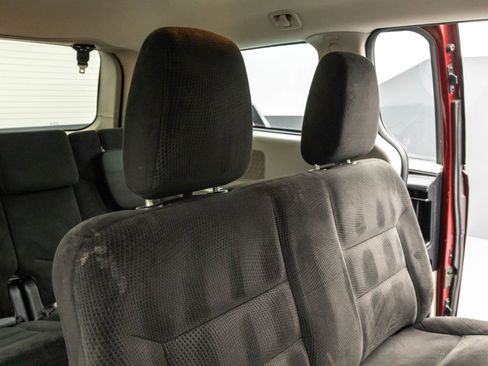Used 2016 Dodge Grand Caravan American Value Package image 33