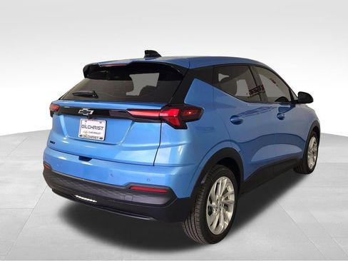 New 2027 Chevrolet Bolt LT w/ Comfort Package FWD image 7