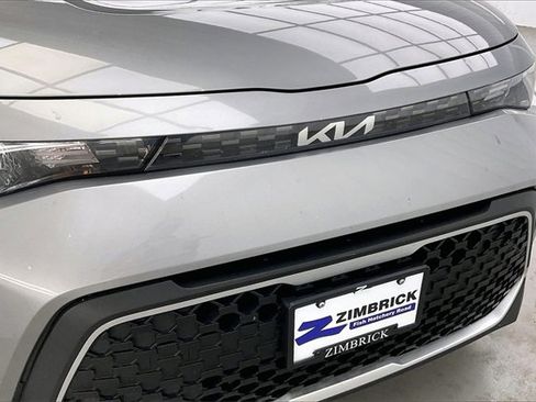 Used 2023 Kia Soul LX w/ LX Technology Package image 30