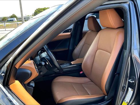 Used 2023 Lexus IS 300 w/ Premium Package image 8
