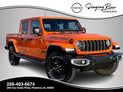 Used 2025 Jeep Gladiator Sport