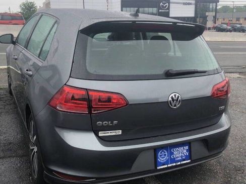 Used 2015 Volkswagen Golf SE image 2