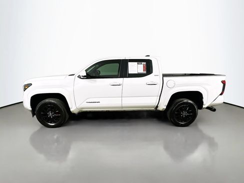 Used 2025 Toyota Tacoma SR5 RWD image 5
