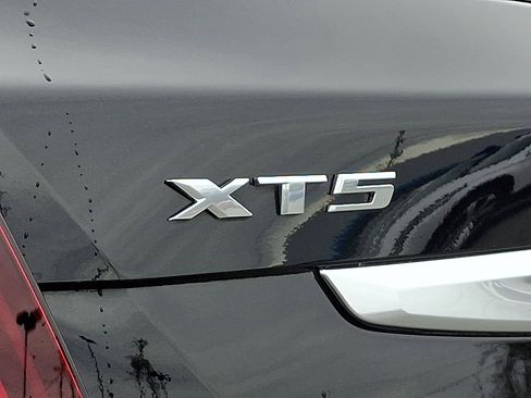 Used 2023 Cadillac XT5 Premium Luxury w/ LPO, Floor Liner Package image 32