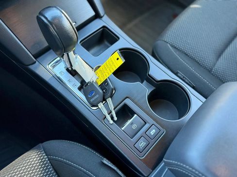 Used 2016 Subaru Outback 2.5i Premium image 21