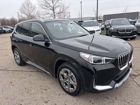 New 2026 BMW X1 xDrive28i image 3
