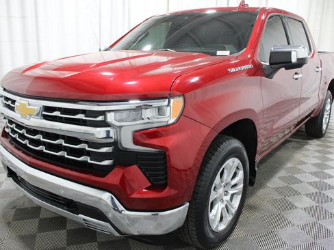 Used 2024 Chevrolet Silverado 1500 LTZ RWD image 34
