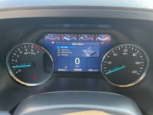 Certified 2024 Ford Expedition XLT image 18