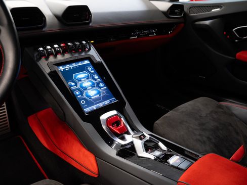 Used 2020 Lamborghini Huracan EVO AWD/4WD image 20