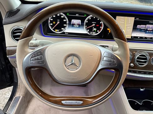 Used 2015 Mercedes-Benz S 550 S 550 4MATIC Sedan 4D image 18