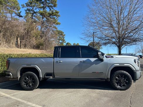 Used 2024 GMC Sierra 2500 AT4 w/ AT4 Premium Plus Package image 2