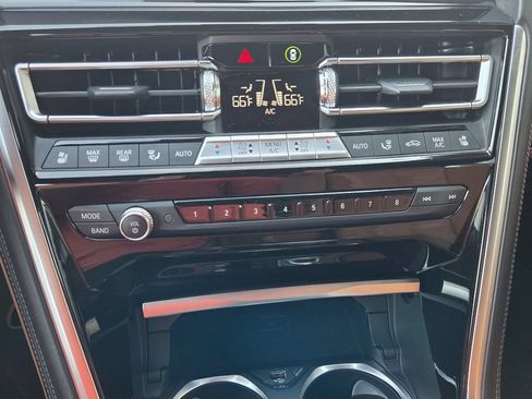 Used 2022 BMW M850i xDrive Convertible w/ M Carbon Exterior Package AWD/4WD image 19