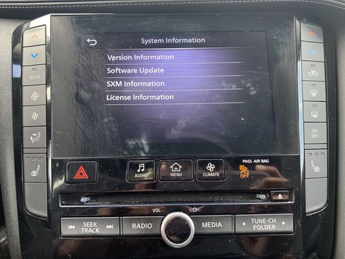 Used 2023 INFINITI QX50 Luxe FWD image 29