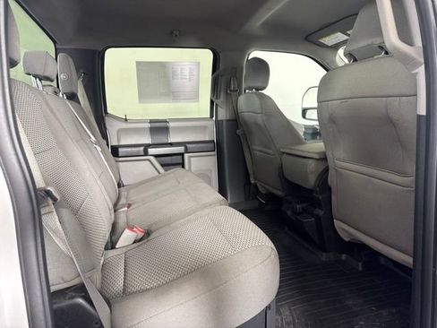 Used 2017 Ford F250 XLT AWD/4WD image 5