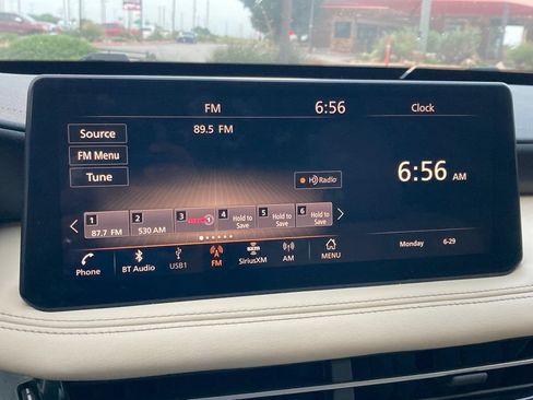 Used 2023 INFINITI QX60 Sensory w/ Vision Package FWD image 26
