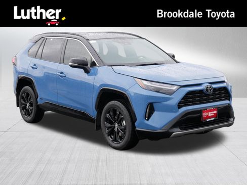 Certified 2025 Toyota RAV4 XSE w/ Weather Package AWD/4WD image 1