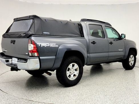 Used 2015 Toyota Tacoma 4x4 Double Cab image 5
