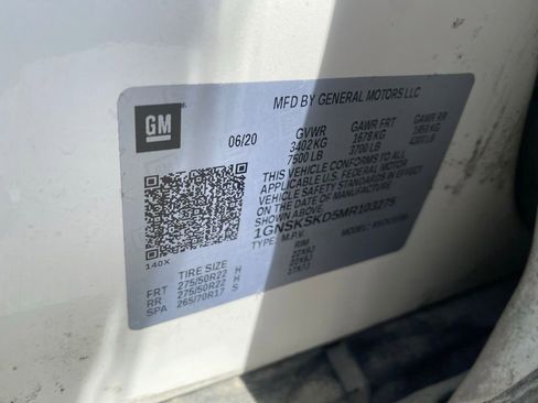 Used 2021 Chevrolet Tahoe Premier w/ Premium Package image 16