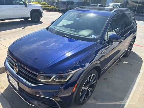 Used 2022 Volkswagen Tiguan SEL R-Line AWD/4WD image 2