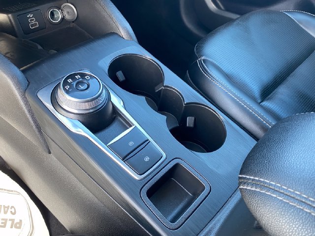 Used 2024 Ford Escape Platinum AWD/4WD image 33