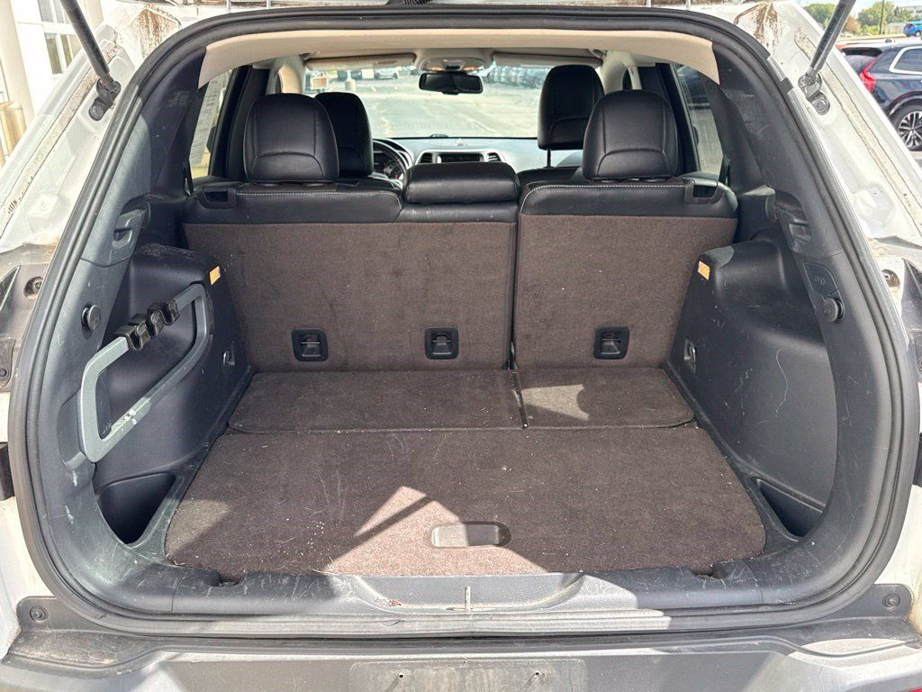 Used 2017 Jeep Cherokee Limited FWD image 7