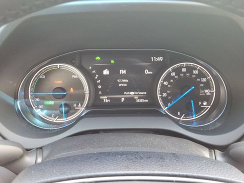 Used 2023 Toyota Venza XLE AWD/4WD image 14