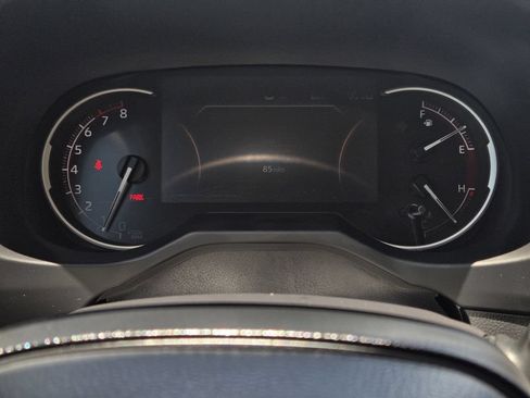Used 2025 Toyota RAV4 LE FWD image 6