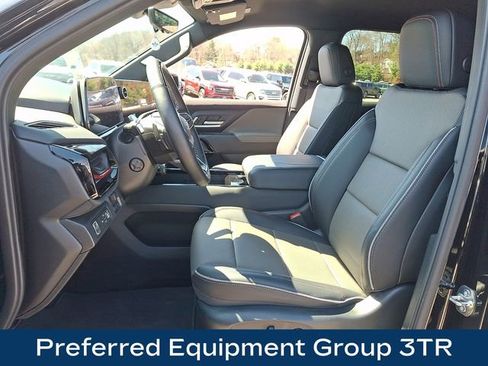 Used 2026 Chevrolet Silverado EV Trail Boss AWD/4WD image 2