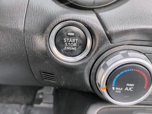 Used 2017 FIAT 124 Spider Classica image 12