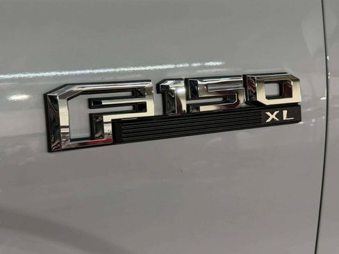 Used 2018 Ford F150 XL w/ XL Power Equipment Group AWD/4WD image 18