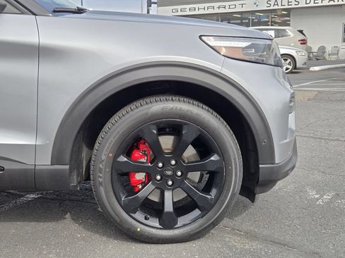Used 2021 Ford Explorer ST w/ Equipment Group 401A AWD/4WD image 7