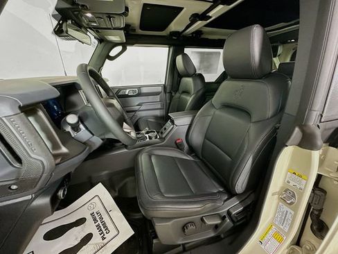 New 2026 Ford Bronco Badlands image 21