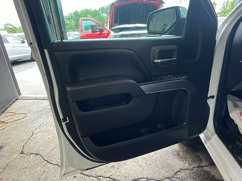 Used 2018 Chevrolet Silverado 1500 LT w/ Trailering Package AWD/4WD image 10