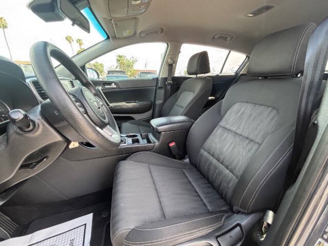 Used 2020 Kia Sportage LX FWD image 16