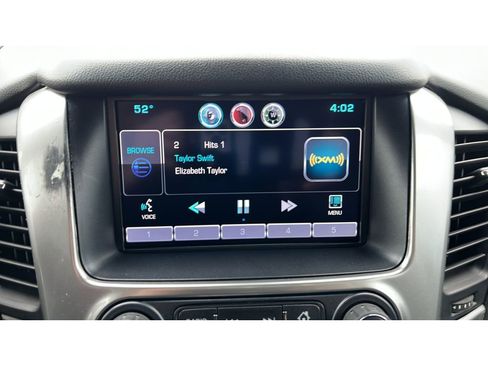 Used 2015 Chevrolet Suburban LT w/ Luxury Package AWD/4WD image 18