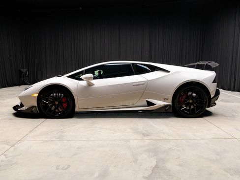 Used 2015 Lamborghini Huracan LP 610-4 image 13