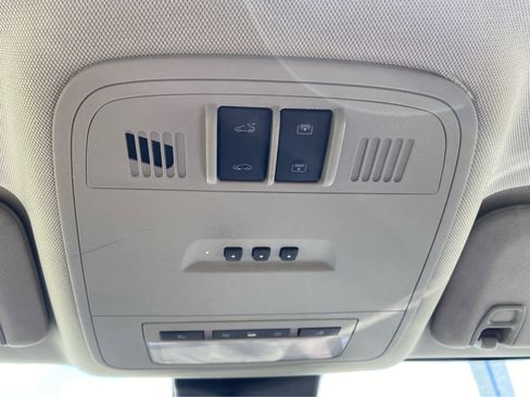 Used 2012 Buick LaCrosse Touring FWD image 32