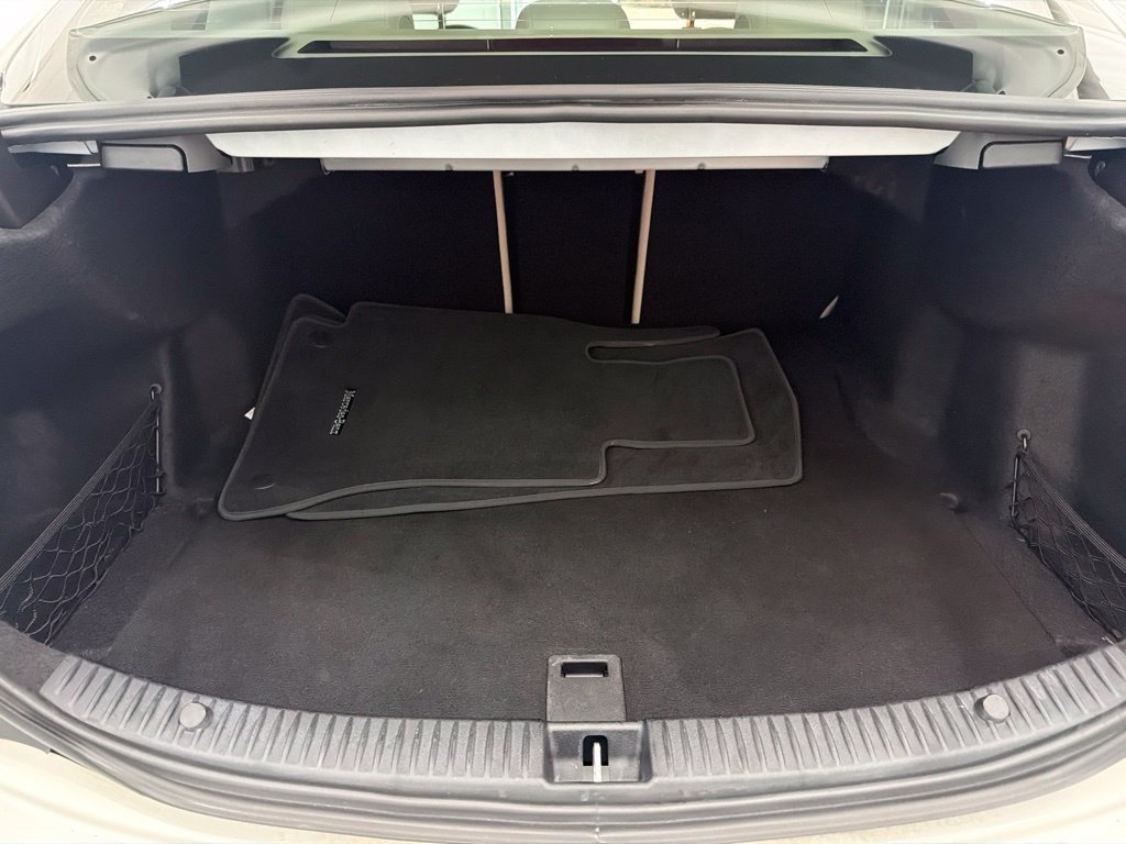 Used 2015 Mercedes-Benz C 300 Sedan image 26